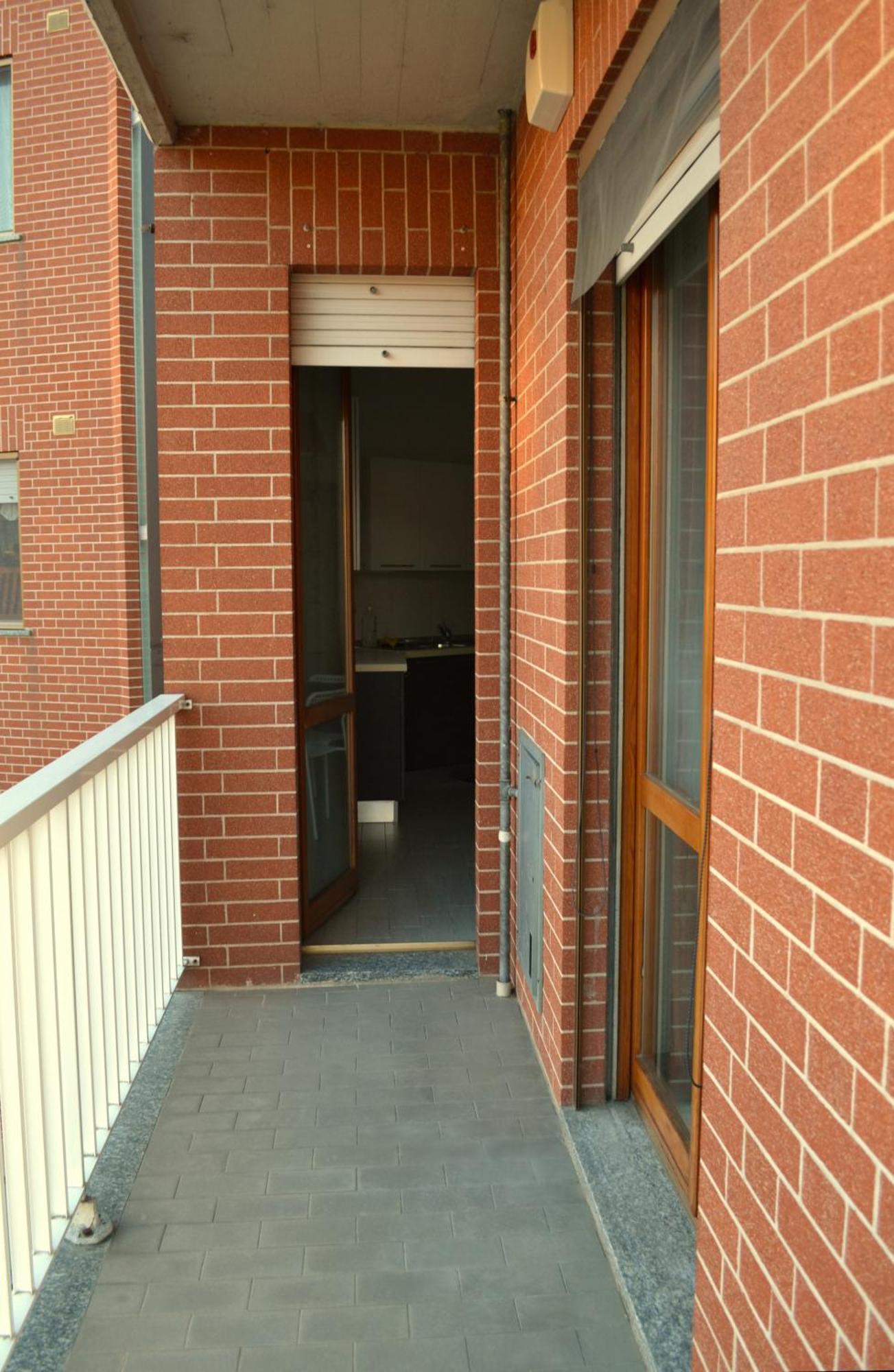 La Dolce Vita - Appartamento Con Parcheggio Privato Vicino Al Centro E All'Ospedale Asti Exterior photo