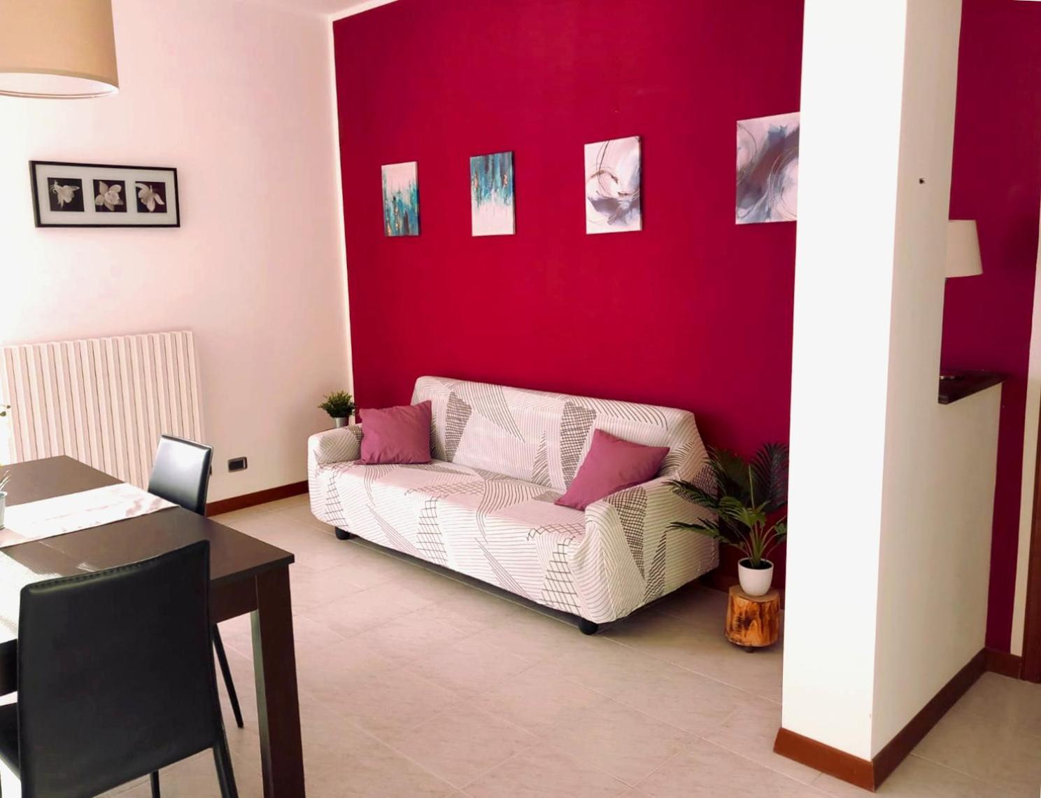 La Dolce Vita - Appartamento Con Parcheggio Privato Vicino Al Centro E All'Ospedale Asti Exterior photo
